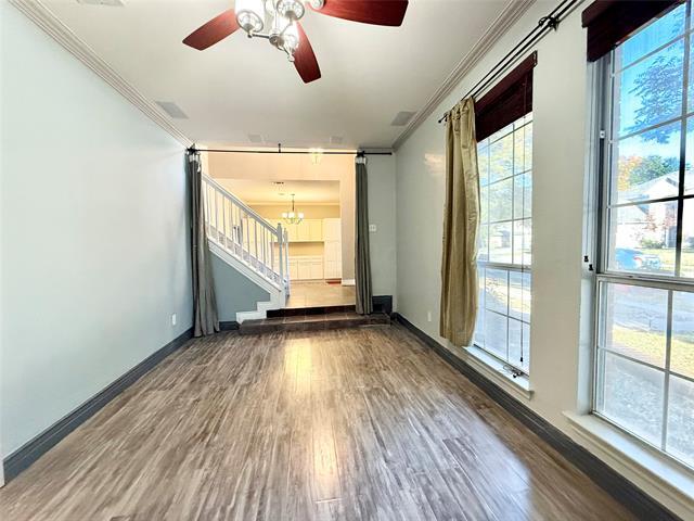 Foto del edificio - 2301 Mapleleaf Ln