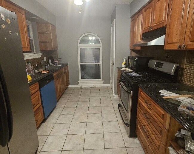 Foto del edificio - 3505 Pecan Dr