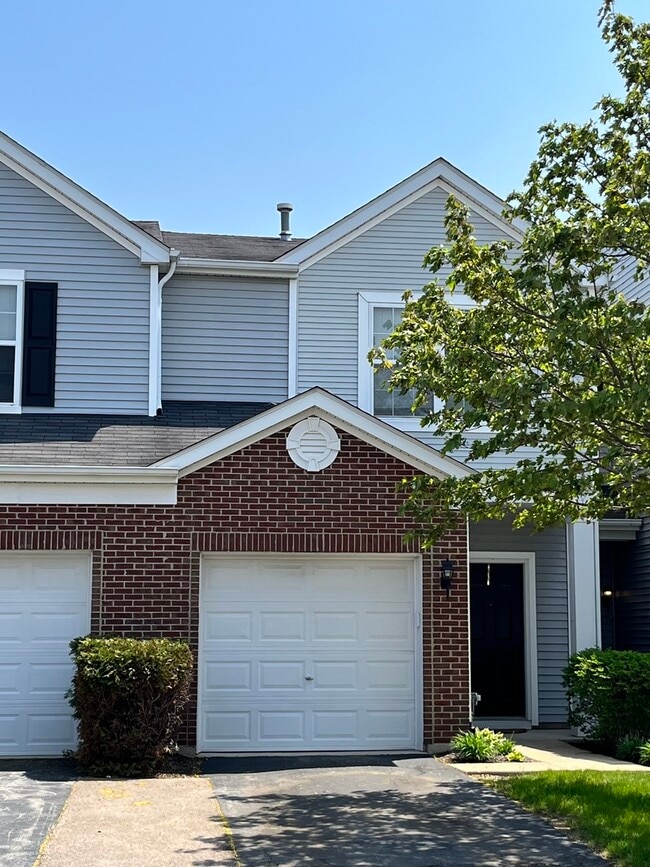 Building Photo - 4566 Camden Ln