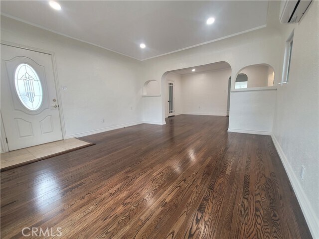 Foto del edificio - 628 Harding Dr