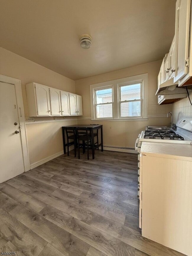 Foto del edificio - 1010 Kilsyth Rd