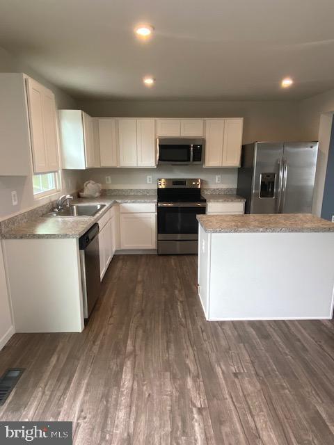 Building Photo - 2914 Farzi Cir