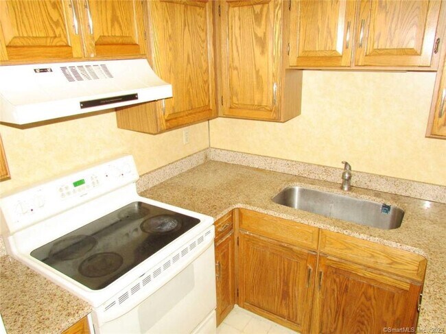 Building Photo - 119 Kinney St