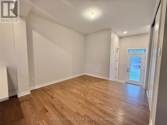 Building Photo - 303 Canadensis Ln