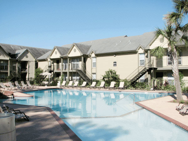 Foto principal - 11600 Briar Forest Dr