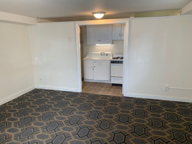 Photo - Fabulous Frankford Studio, Available Now! House