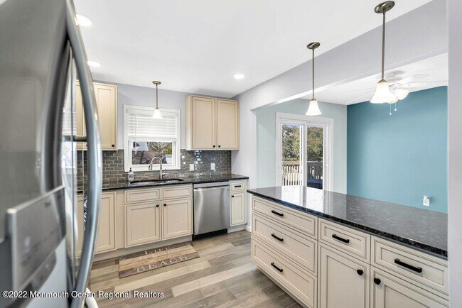 Foto del edificio - 110 Sherwood Ln