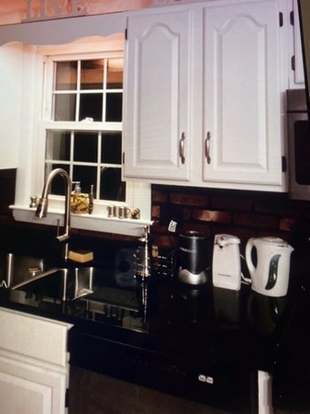 Building Photo - 35 Tiverton Pkwy