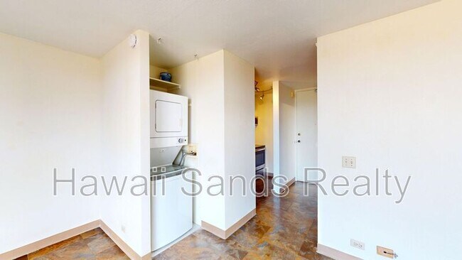 Foto del edificio - 1560 Thurston Ave