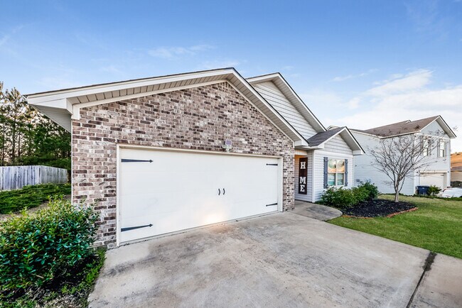Building Photo - 249 Addison Dr