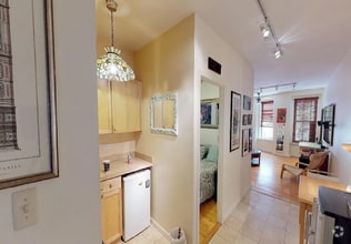 Building Photo - 352 W 56th St