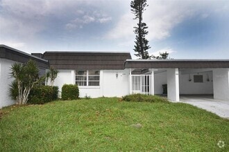Building Photo - 3961 Ashwood Ln