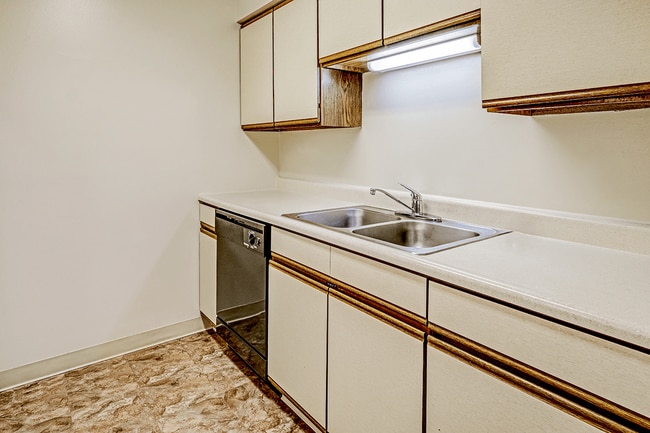 Foto del edificio - Thompson Village Apartments