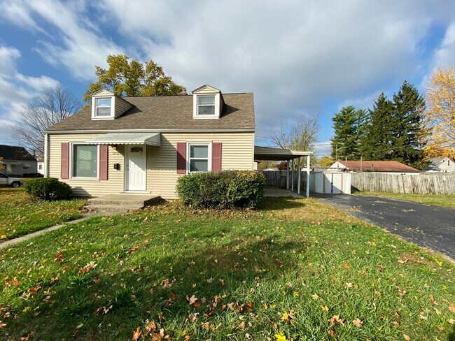 Foto del edificio - Inviting 3BR Cape Cod Home for Rent in Nor...