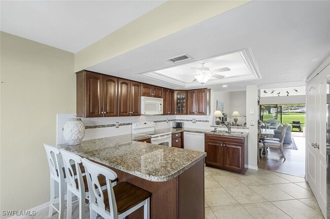 Building Photo - 205 Deerwood Cir