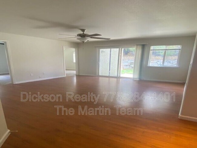 Foto del edificio - 113 River Front Dr