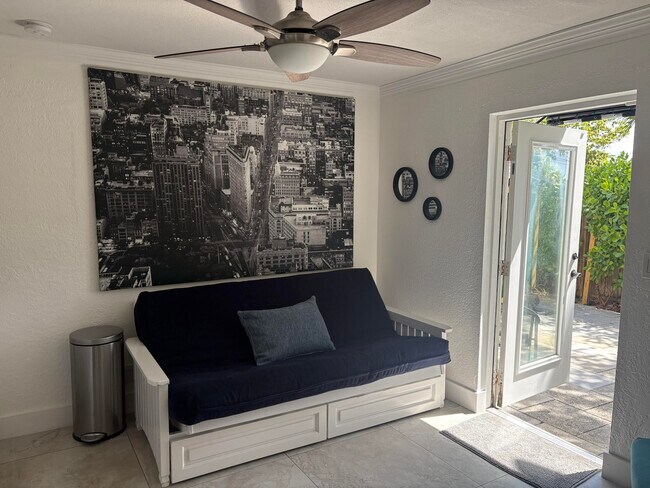 Foto del edificio - 2565 Meadow Rd