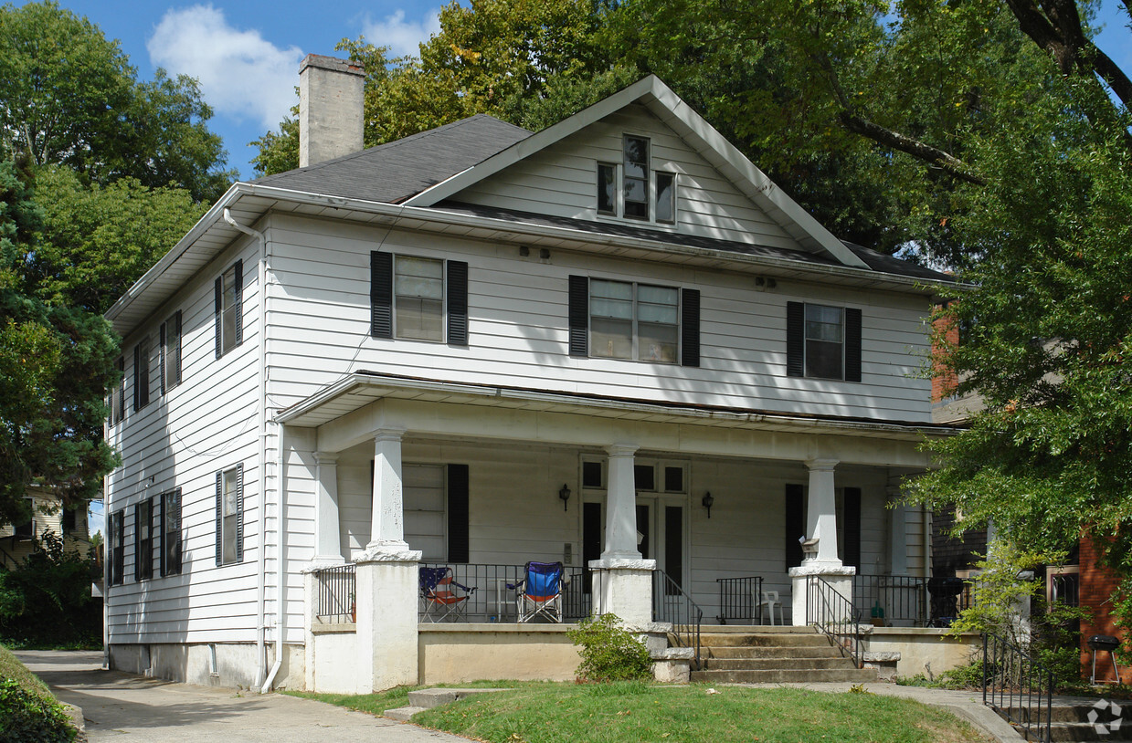 Primary Photo - 201 Watts St