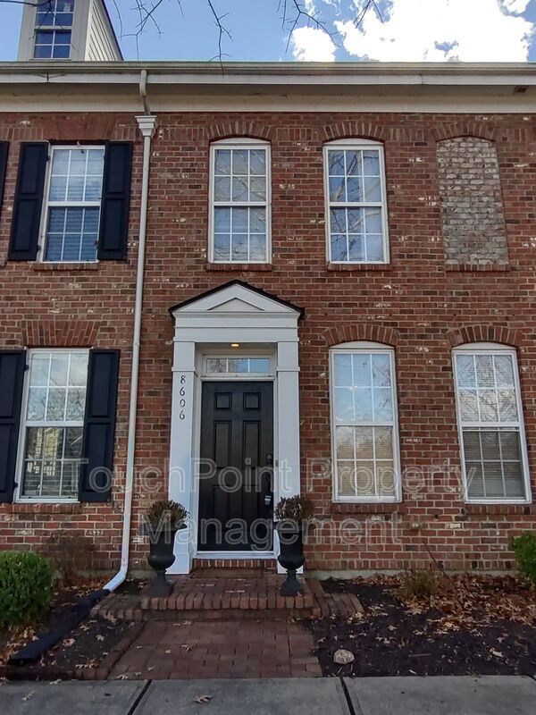 Building Photo - 8606 Beaver Creek Dr