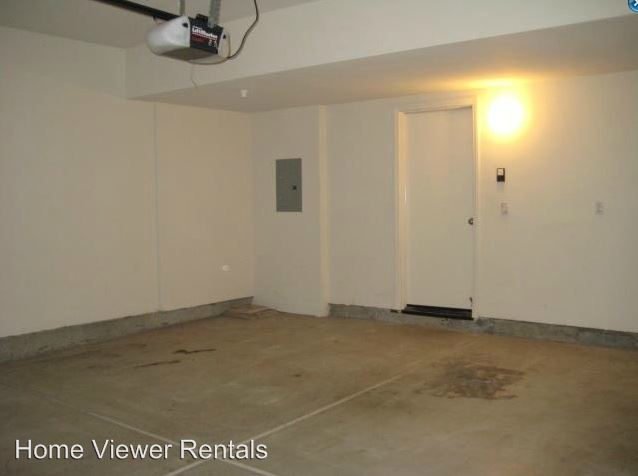 Building Photo - 700 Paradise Way