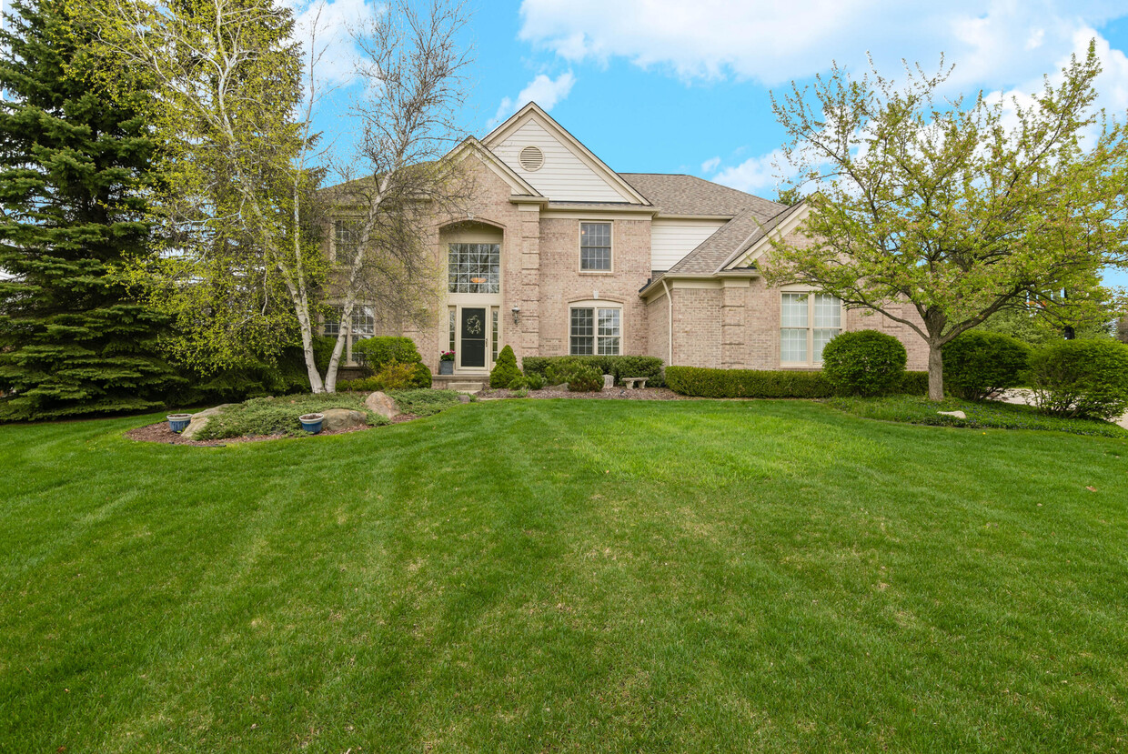 Foto principal - 4949 Lexington Ct