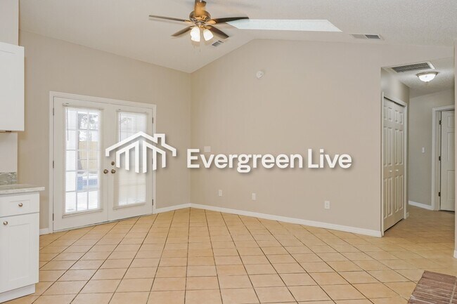 Foto del edificio - 2969 Ruskin St