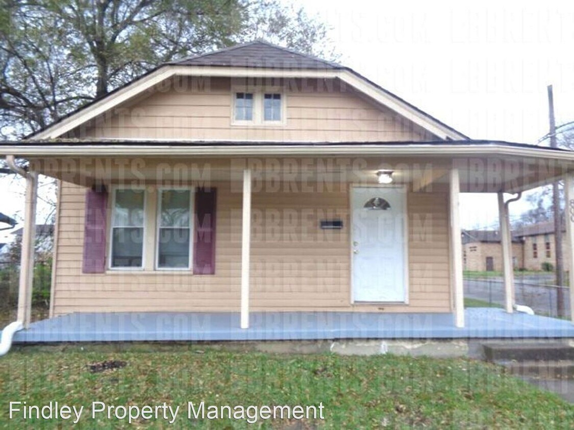 Primary Photo - 3 br, 1 bath House - 800 Seventeenth Avenue,