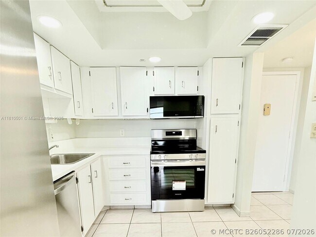 Foto del edificio - 1300 St Charles Pl