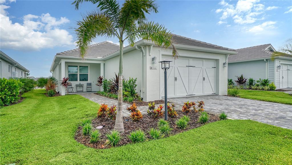 Foto principal - 8168 Sternway Rd