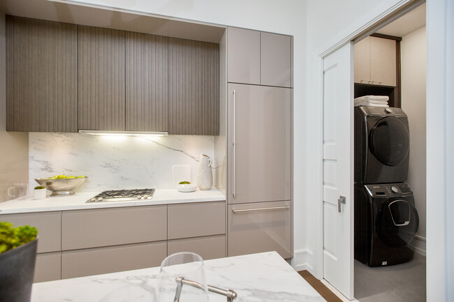 Foto del edificio - 2121 Webster St
