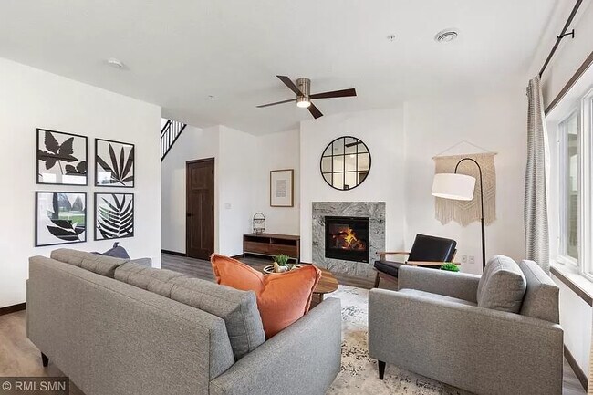 Foto del edificio - 22000 Brenly Way