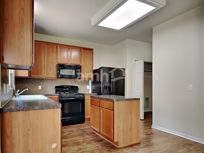 Foto del edificio - 29342 Winton Wood Way