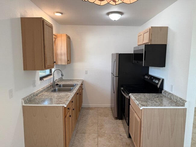 Foto del edificio - 827 42nd St