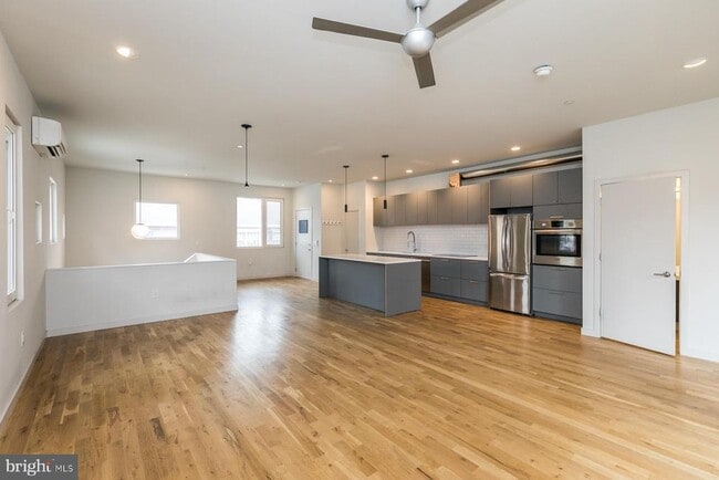 Foto del edificio - 2328 Memphis St