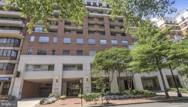 Foto del edificio - 1230 23rd St NW