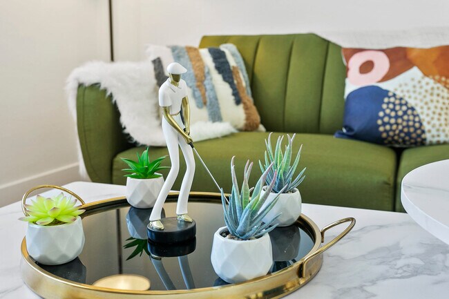 Foto del edificio - 9450 W Cabela Dr