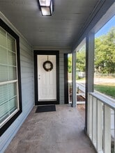 Building Photo - 6203 Hoffman St Building Photo - 6203 Hoffman St