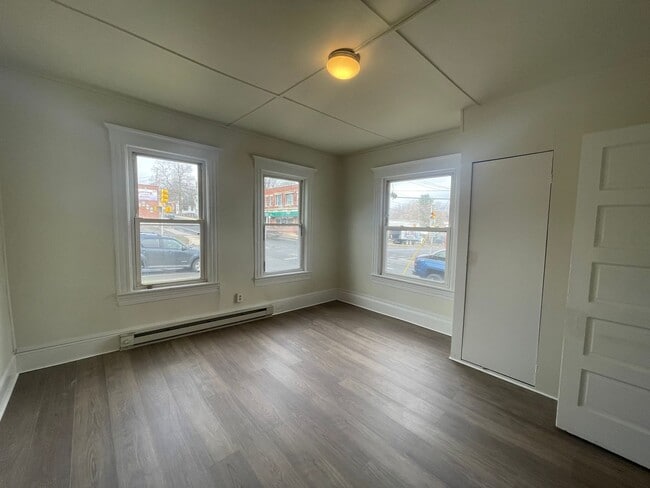 Foto del edificio - 2 Bedroom Apartment for Rent – Pittsfield, MA – $1,450/month