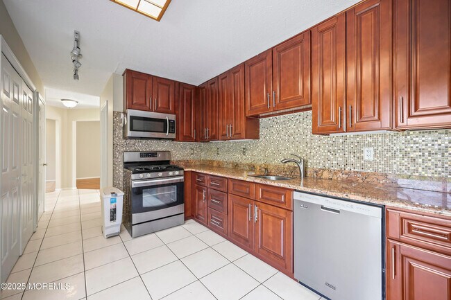 Foto del edificio - 17 Kingfisher Ct