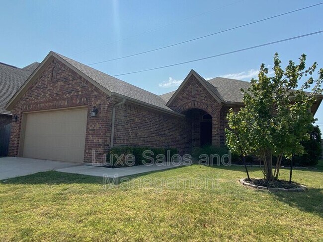 Building Photo - 2408 NW 193rd St