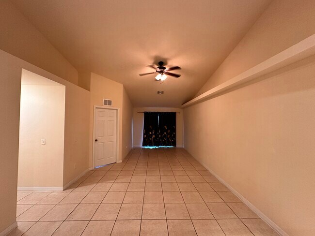 Foto del edificio - 1431 SE 10th Terrace