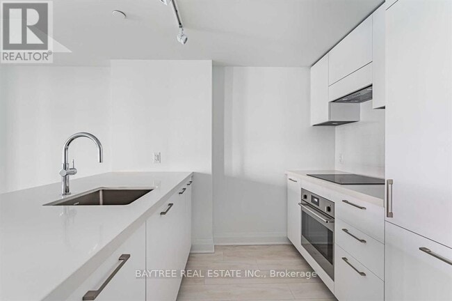 Building Photo - 33 Frederick Todd Wy