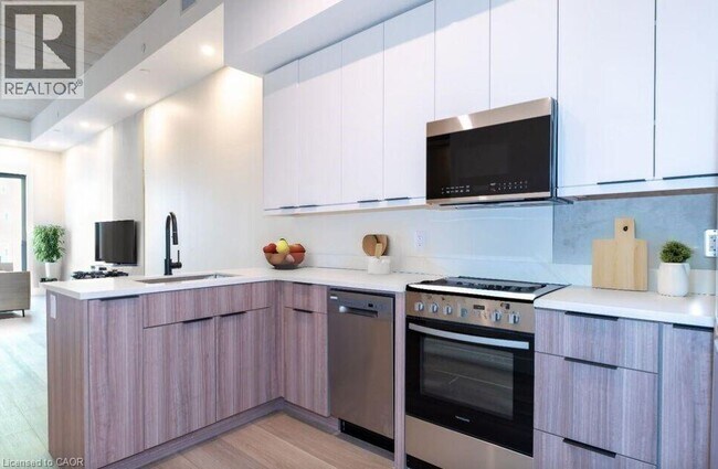 Photo du bâtiment - 169 James St S