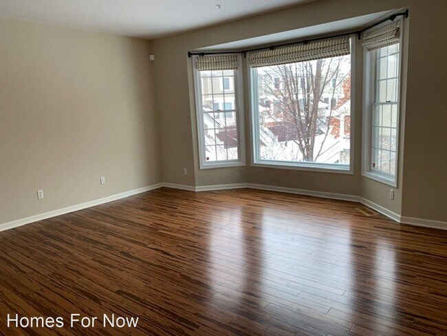 Foto del edificio - 2 br, 2.5 bath House - 996 Fairfield Ct