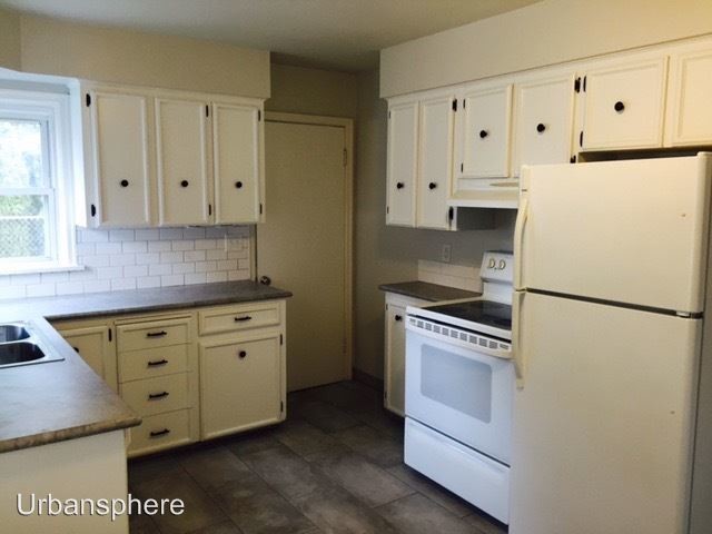 Building Photo - 2 br, 1 bath House - 3222 NE 79th Ave