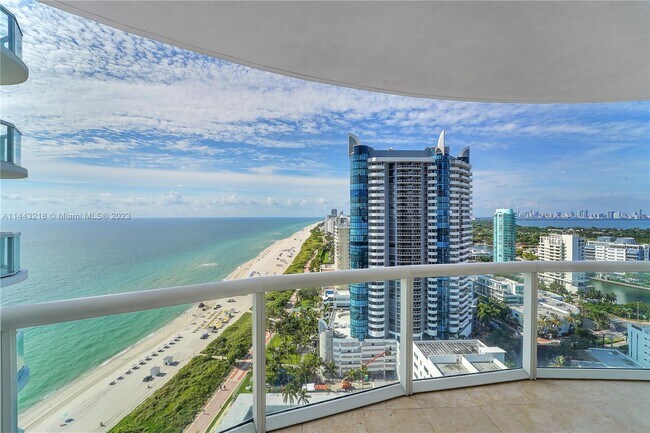 Building Photo - 6365 Collins Ave