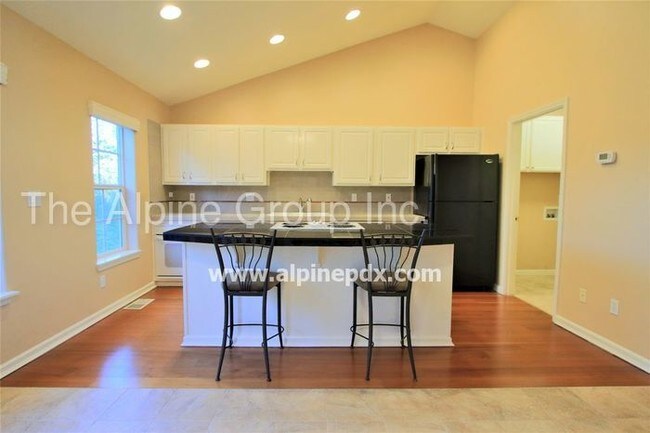 Building Photo - Summerwood 2 Bedroom 2.5 Bath!