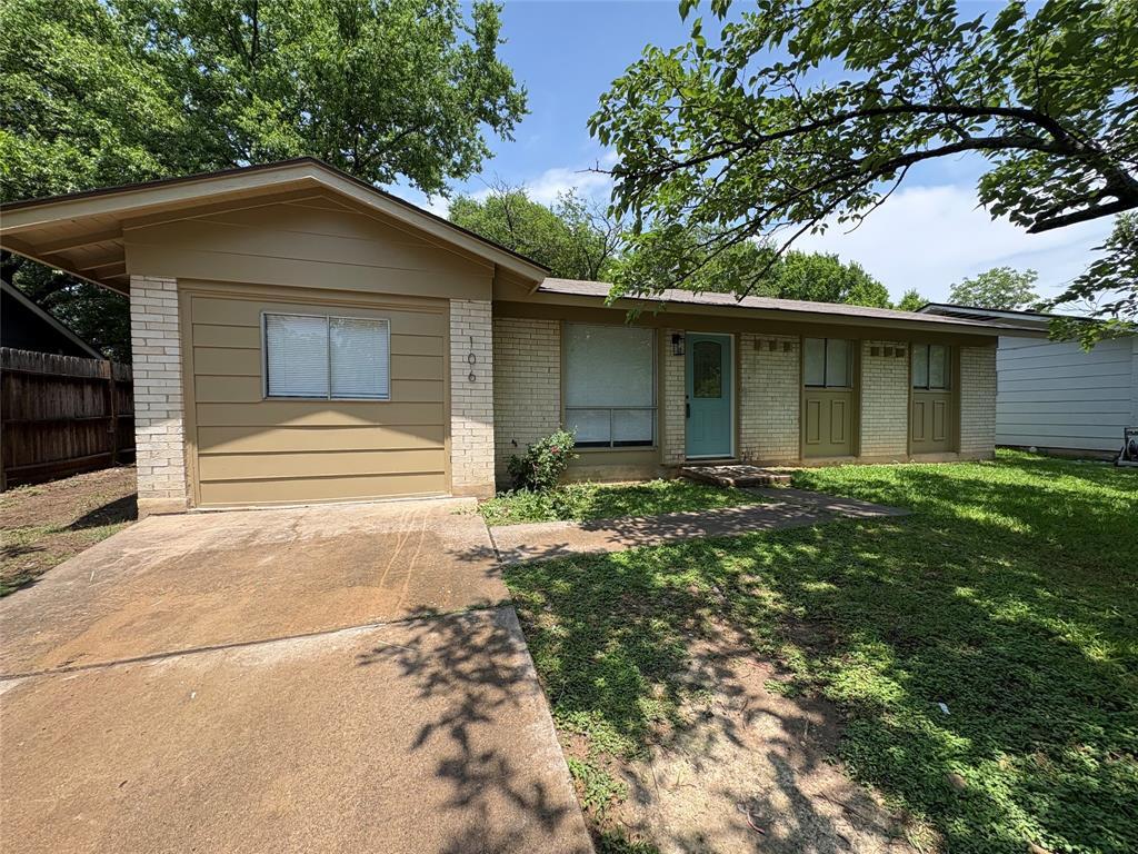 Foto principal - 106 E Longspur Blvd
