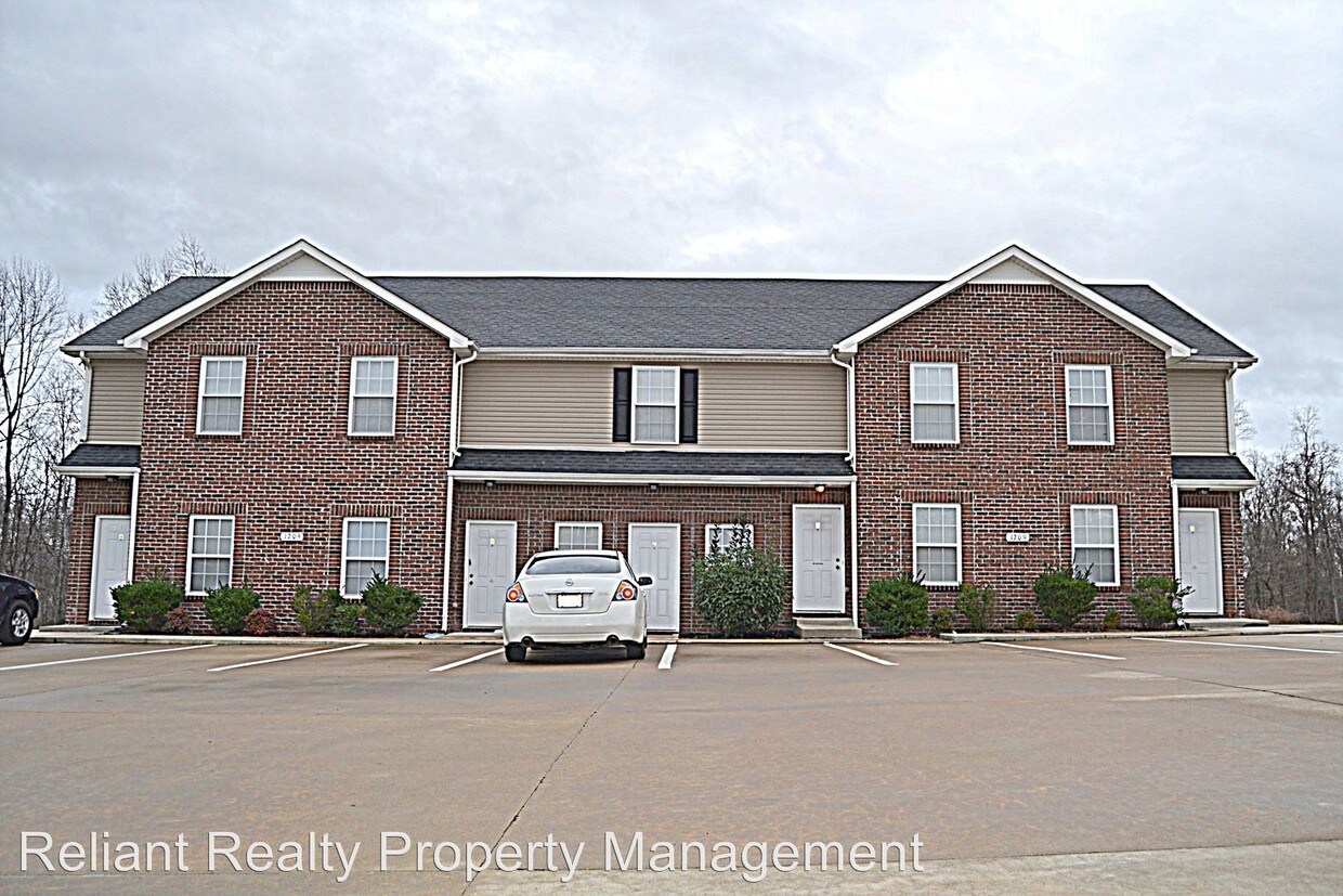 Primary Photo - 1209 Ashridge Dr