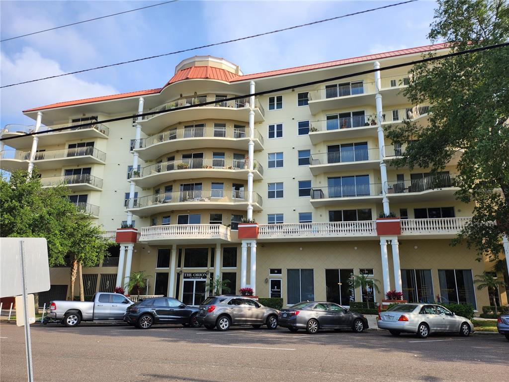 Foto principal - 750 4th Ave S